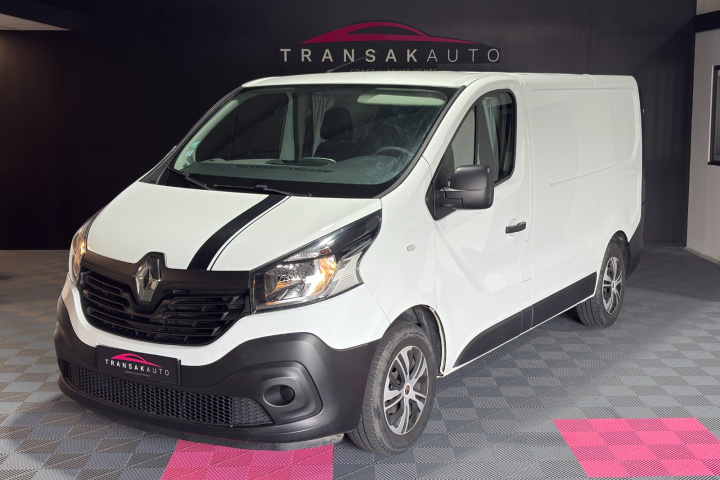 RENAULT TRAFIC FOURGON