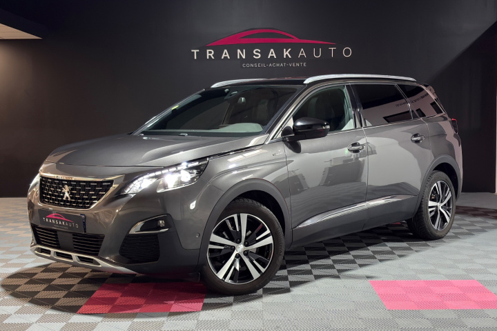 PEUGEOT 5008