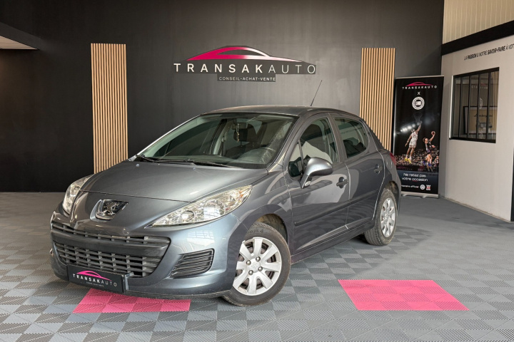 PEUGEOT 207