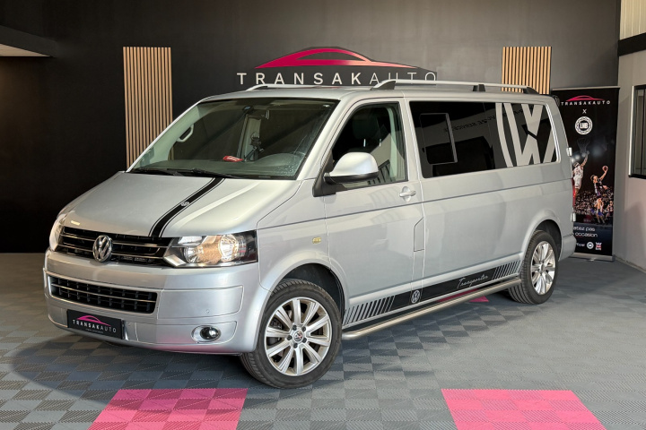 VOLKSWAGEN TRANSPORTER COMBI