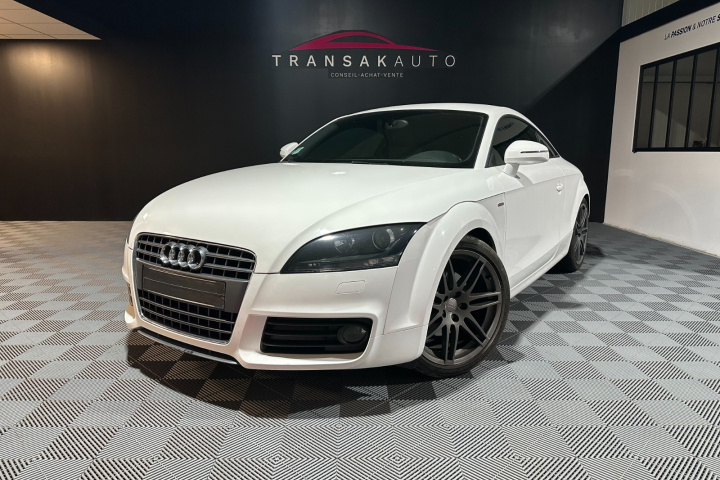 AUDI TT COUPE