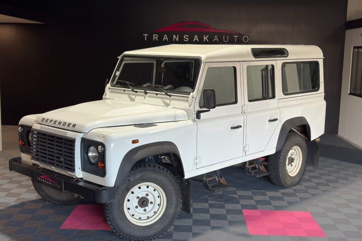LAND ROVER DEFENDER 110 STATION WAGON