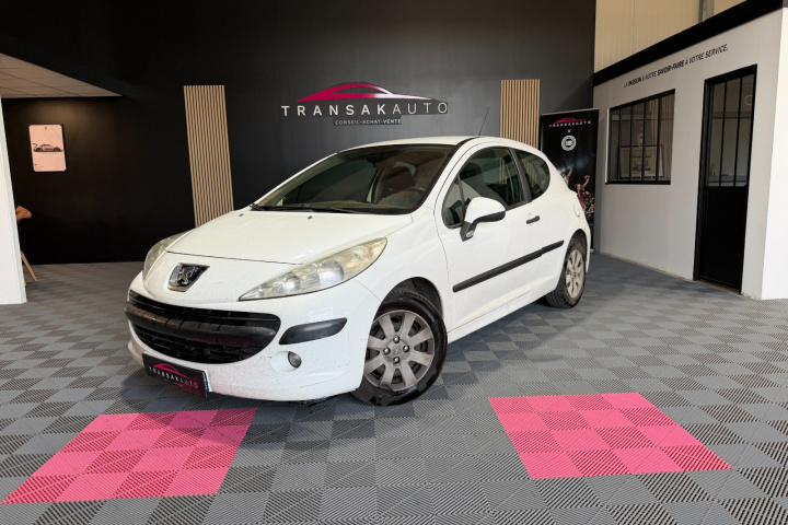 PEUGEOT 207
