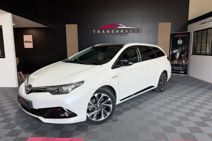 TOYOTA AURIS TOURING SPORTS