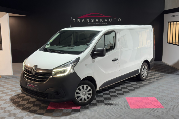 RENAULT TRAFIC FOURGON