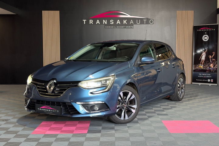 RENAULT MEGANE IV BERLINE BUSINESS