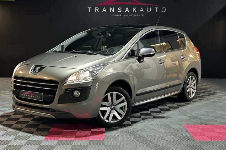 PEUGEOT 3008 HYBRID4